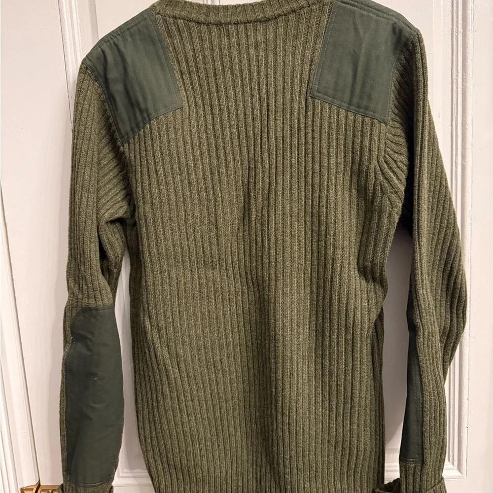 L.L. Bean Men's Forest Green Ribbed Crewneck Sweater - Picture 4 of 4